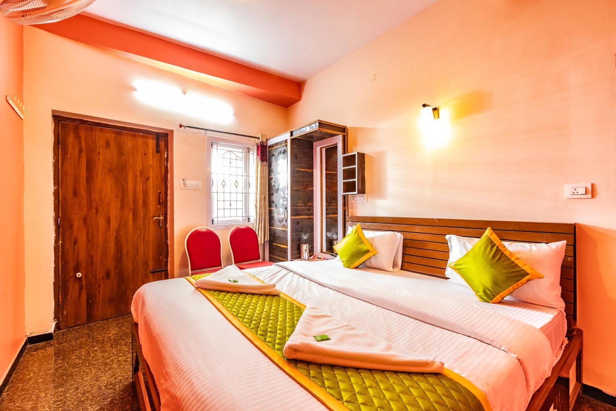 Sv Residency Hotel Ooty Exterior photo
