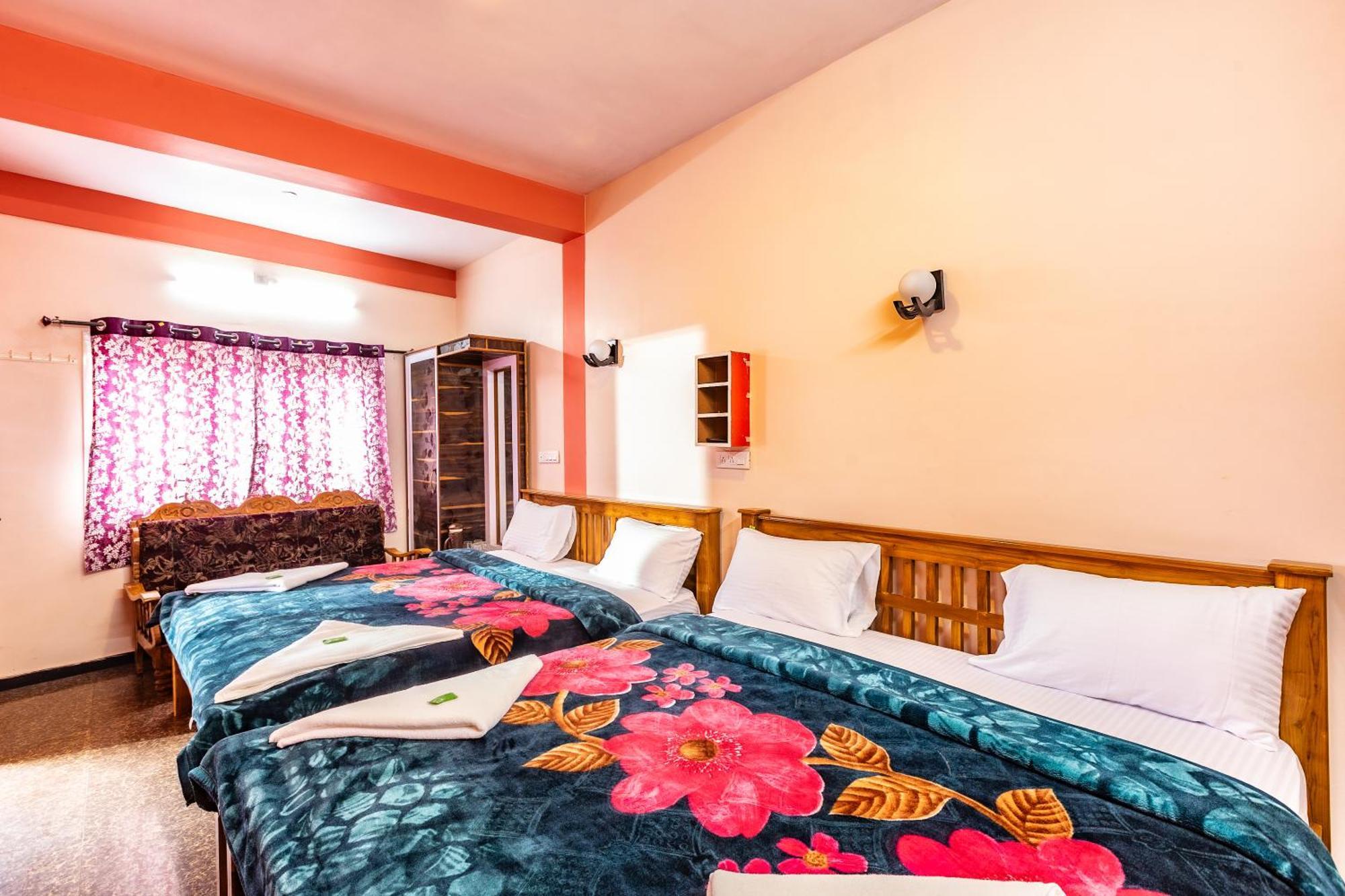 Sv Residency Hotel Ooty Exterior photo